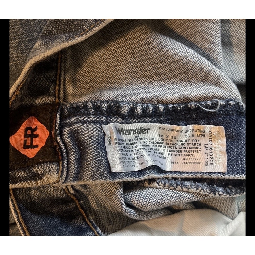 Wrangler Men's FR Fire Resistance Denim Jeans 38x30 - Picture 4 of 6